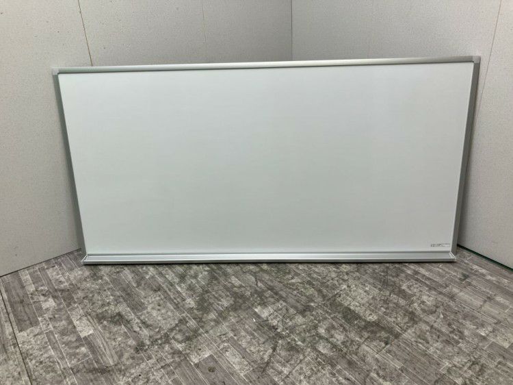 コクヨ1780壁掛けホワイトボード 商品画像1