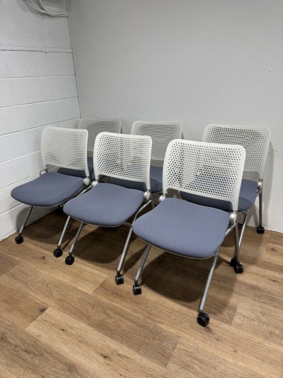 ウチダ（内田洋行）ブルーメシリーズ ネスティングチェア6脚セット 商品画像2