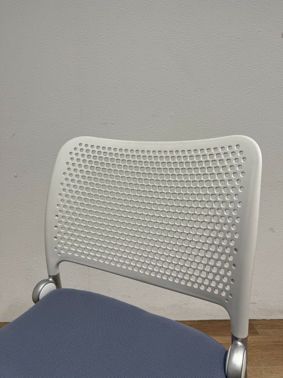 ウチダ（内田洋行）ブルーメシリーズ ネスティングチェア6脚セット 商品画像5