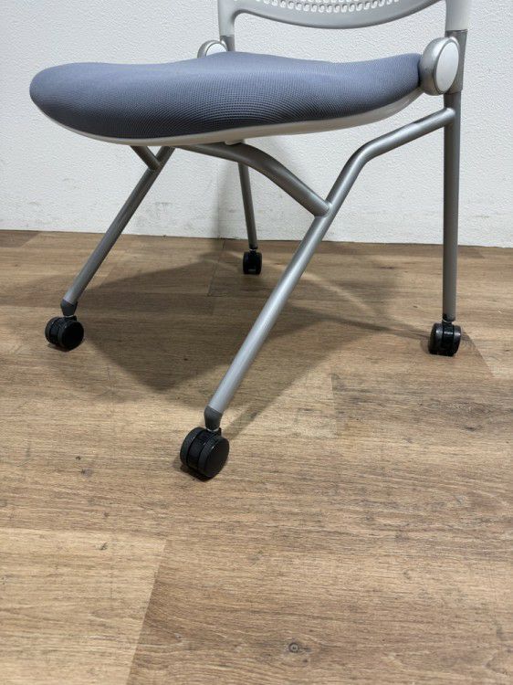 ウチダ（内田洋行）ブルーメシリーズ ネスティングチェア6脚セット 商品画像7