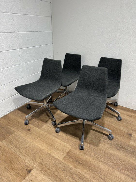相合家具ミーティングチェア4脚セット 商品画像1