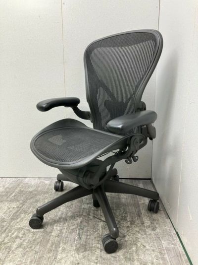 HermanMiller（ハーマンミラー）￥ 可動肘付アーロンチェア 商品画像1