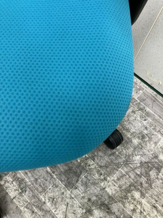 オカムラSylphy(シルフィー)チェア 可動肘付シルフィーチェア 商品画像5