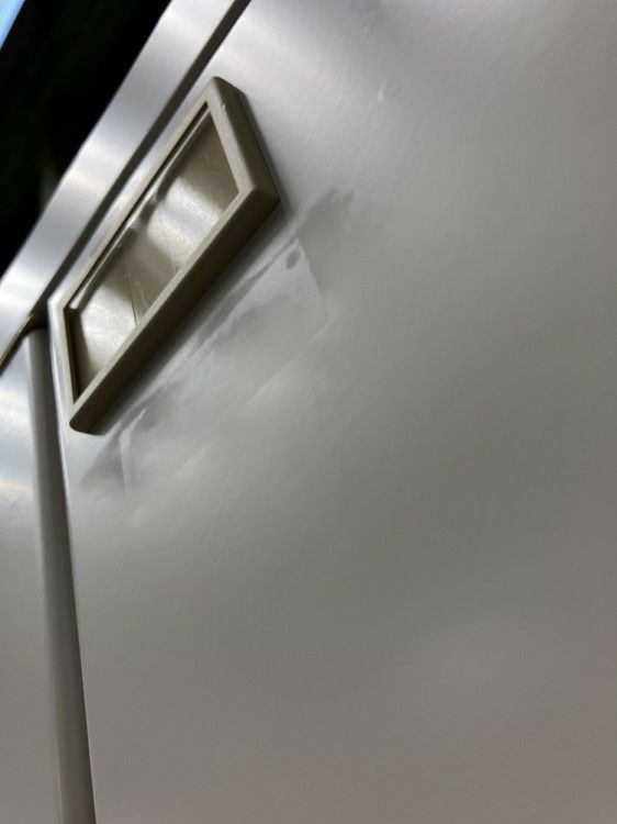 イトーキL型ロッカーシリーズ 3人用ロッカー 商品画像13