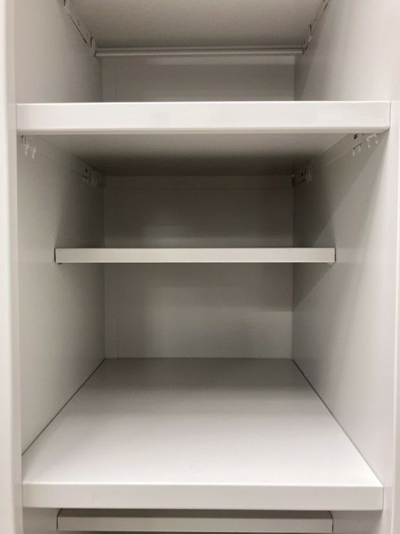 イトーキシューズボックスDSシリーズ 18人用シューズロッカー 商品画像2