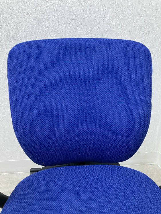 イトーキプラオ（PRAO）チェア 固定肘付プラオチェア 商品画像5