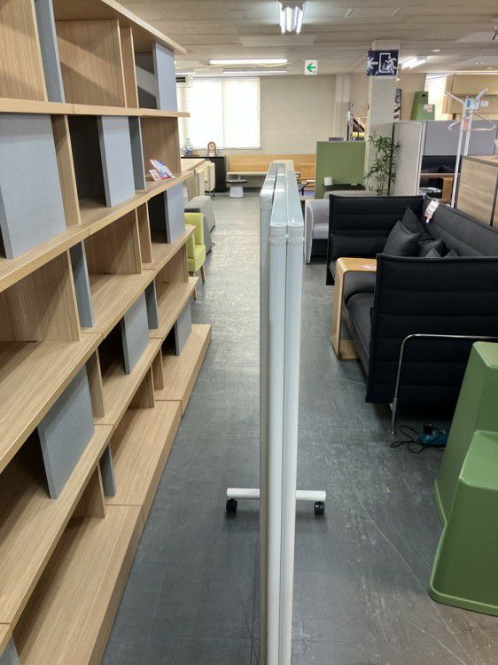 イトーキ3連折畳パーテーション 商品画像8