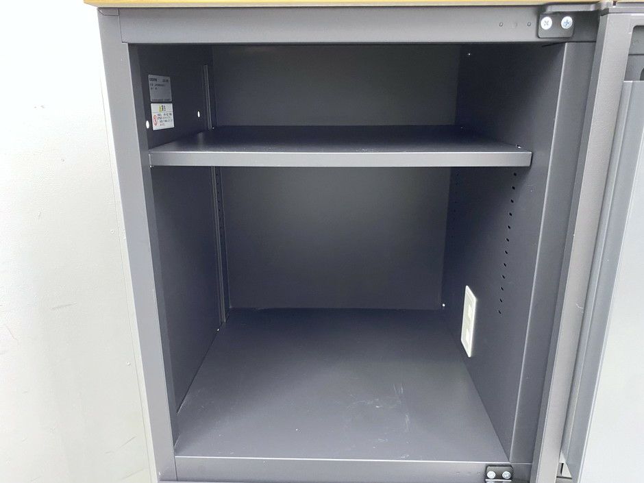 クロガネ4人用パーソナルロッカー 商品画像9