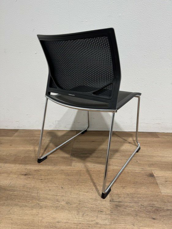 オカムラツァルトシリーズ スタッキングチェア6脚セット 商品画像3