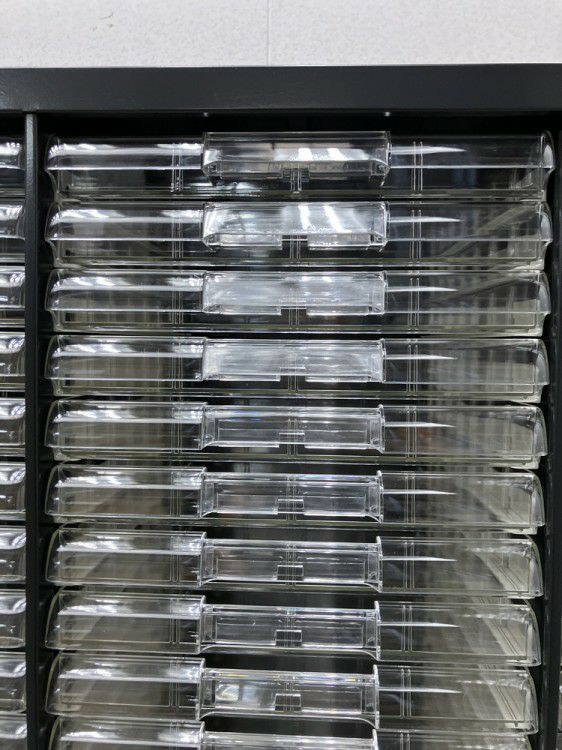 ナイキCW型シリーズ クリアトレーキャビネット 商品画像2