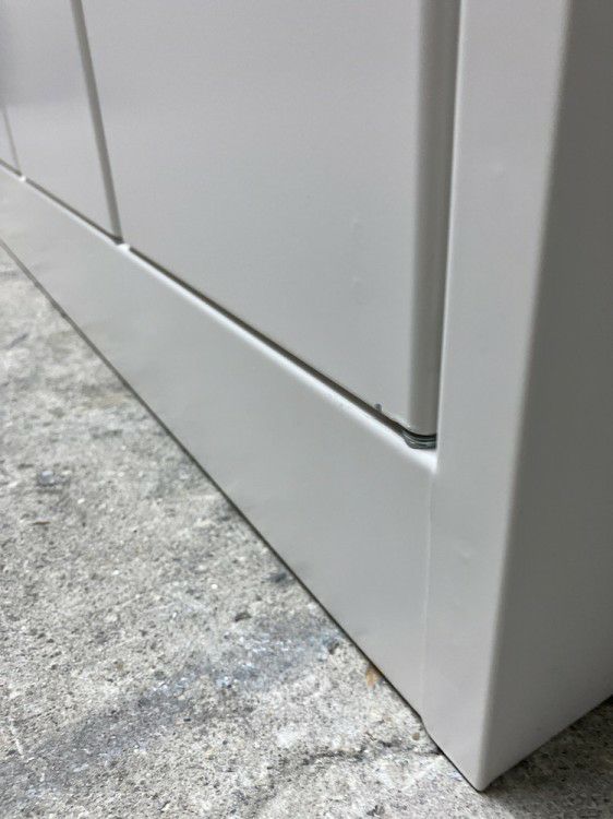 イトーキW型シリーズ 4人用ロッカー 商品画像7