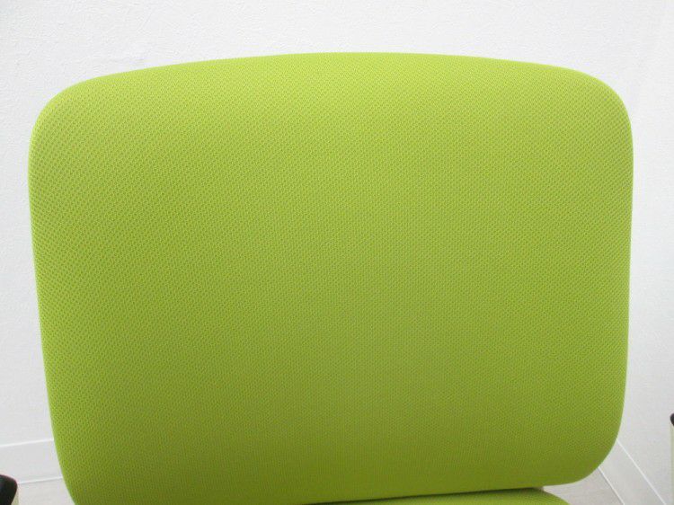 イトーキtorteR(トルテR)チェア 固定肘付トルテRチェア 商品画像5