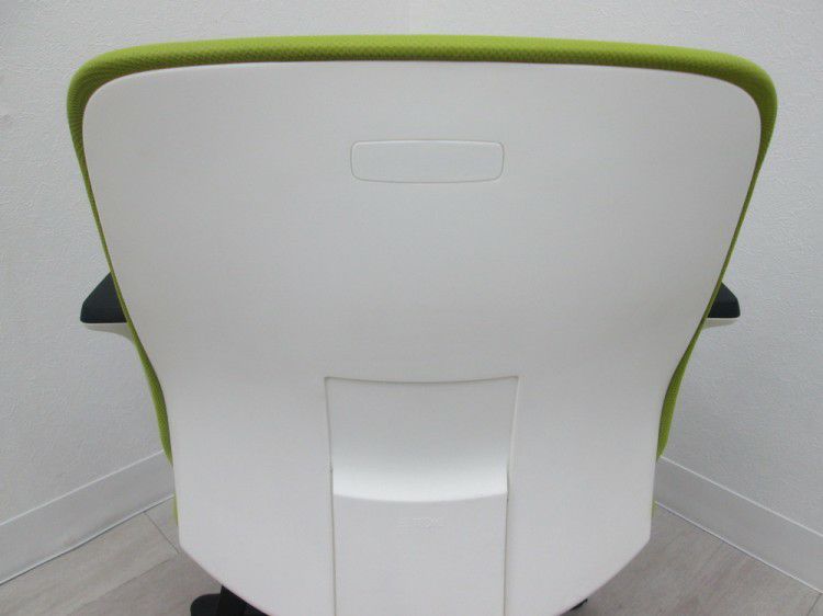 イトーキtorteR(トルテR)チェア 固定肘付トルテRチェア 商品画像10