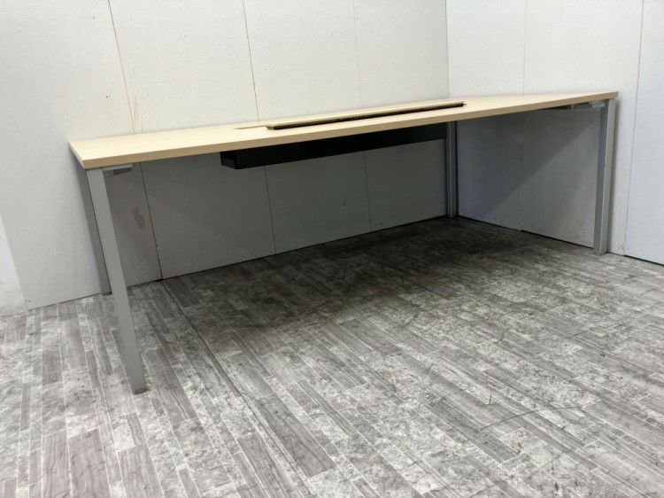 オカムラAption Free(アプションフリー)シリーズ 2100ミーティングテーブル 商品画像7