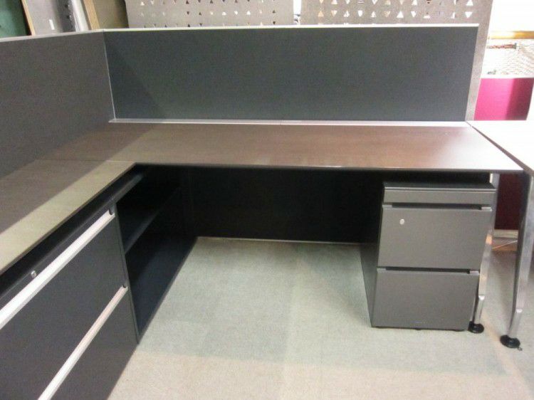 コクヨサイビ（SAIBI）シリーズ デスクパネル付1800L型デスク+ワゴンセット 商品画像2