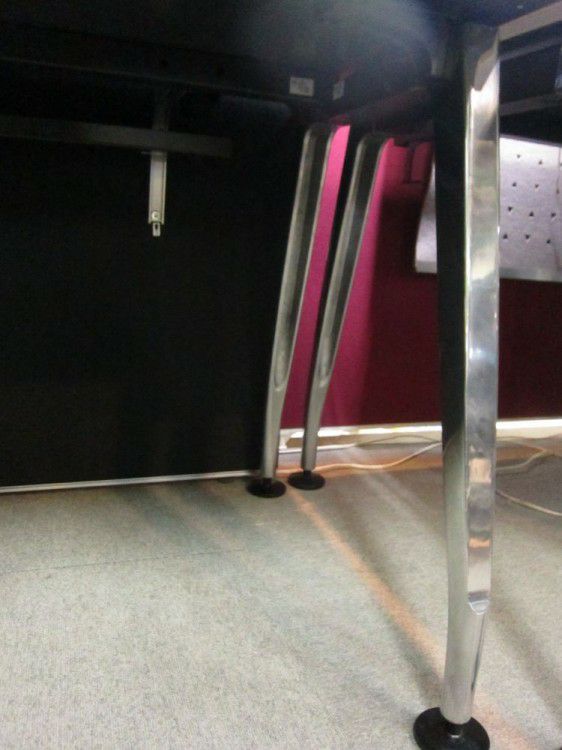 コクヨサイビ（SAIBI）シリーズ デスクパネル付1800L型デスク+ワゴンセット 商品画像15