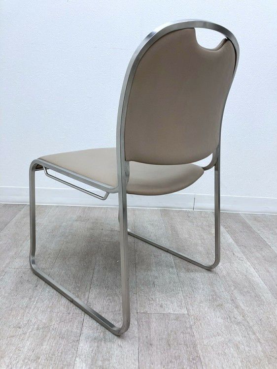 オカムラ8112Aシリーズ ミーティングチェア 商品画像5