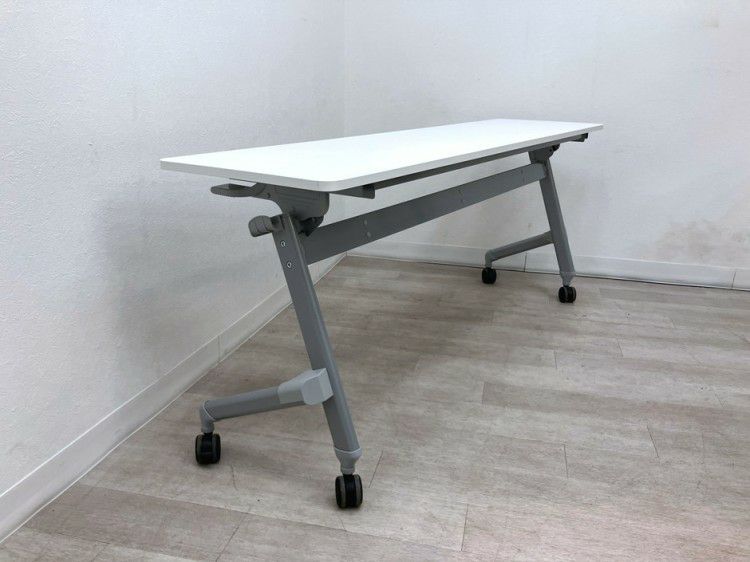 トキオ平行スタックテーブル 商品画像1