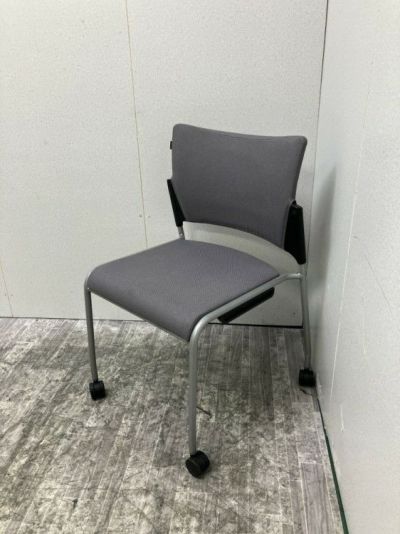 オカムラRETE(レーテ)シリーズ キャスター付レーテチェア 商品画像1