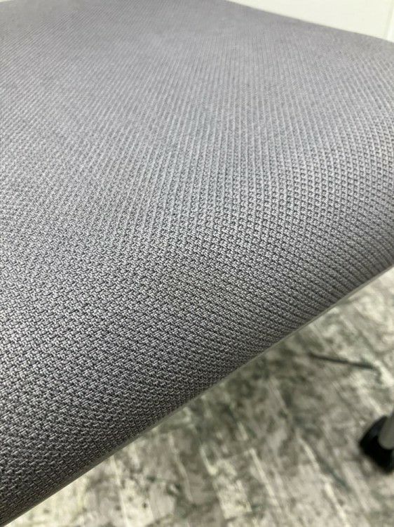 オカムラRETE(レーテ)シリーズ キャスター付レーテチェア 商品画像7