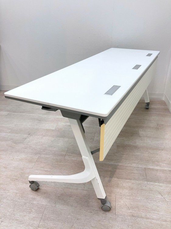 オカムラカルドーシリーズ 平行スタックテーブル 商品画像7