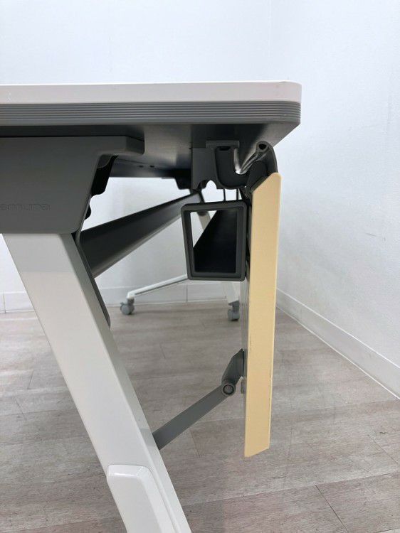 オカムラカルドーシリーズ 平行スタックテーブル 商品画像8