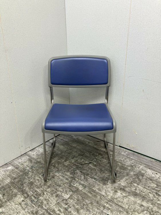 コクヨスタッキングチェア 商品画像2