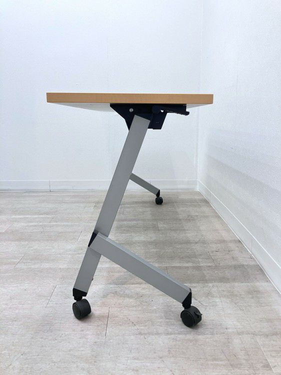 ウチダ（内田洋行）平行スタックテーブル 商品画像4