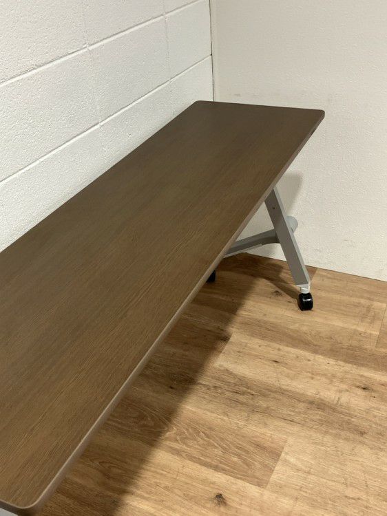 ライオンクルークシリーズ 平行スタックテーブル 商品画像4