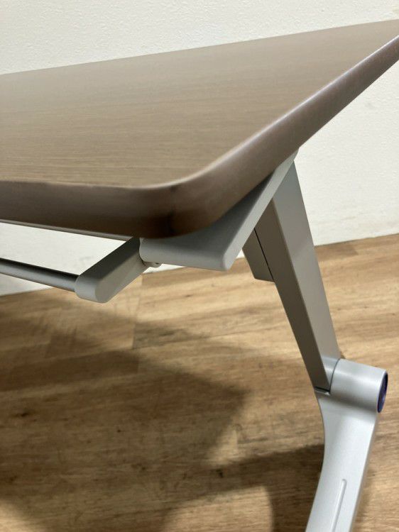 ライオンクルークシリーズ 平行スタックテーブル 商品画像6