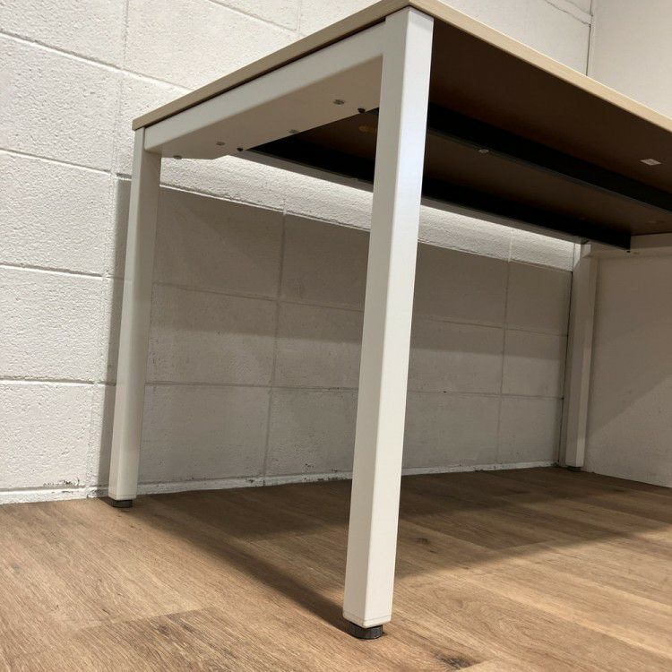 ウチダ（内田洋行）notio(ノティオ)シリーズ ミーティングテーブル 商品画像6