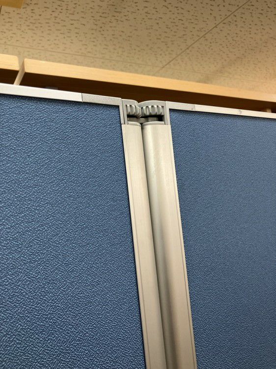 オカムラ3連折畳パーテーション 商品画像2