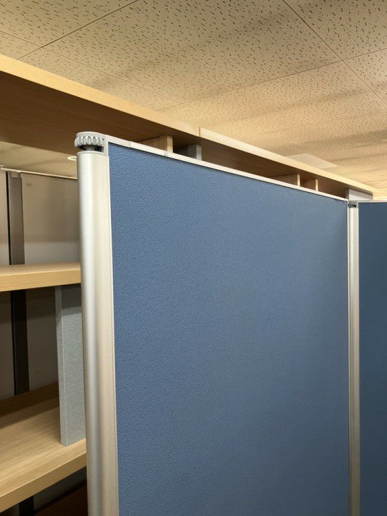 オカムラ2連折畳パーテーション 商品画像2