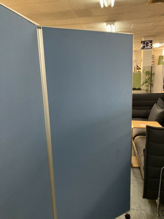 オカムラ2連折畳パーテーション 商品画像5