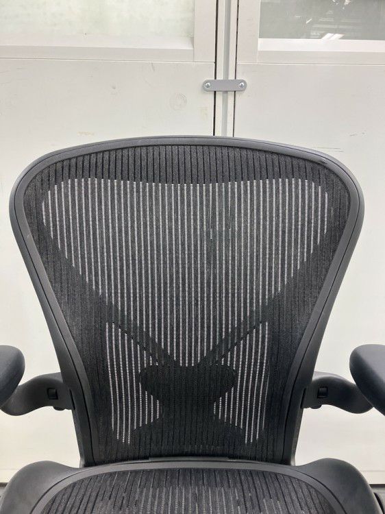 HermanMiller（ハーマンミラー）アーロンチェア 可動肘付アーロンチェア 商品画像10