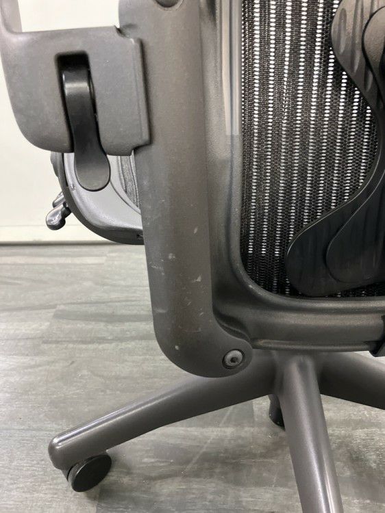 HermanMiller（ハーマンミラー）アーロンチェア 可動肘付アーロンチェア 商品画像18