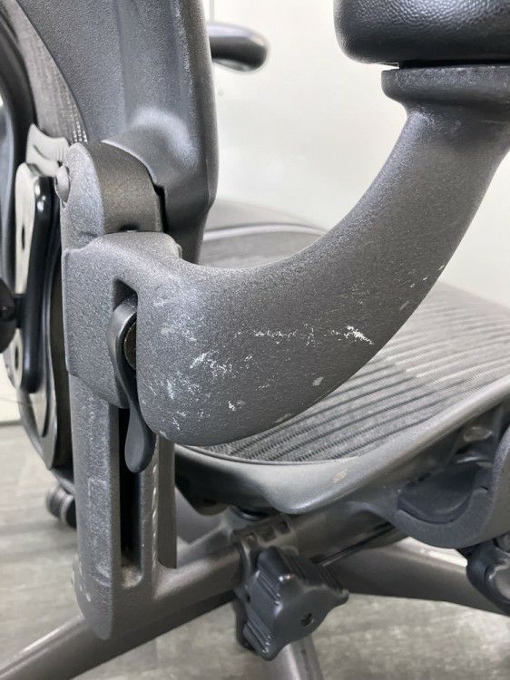 HermanMiller（ハーマンミラー）アーロンチェア 可動肘付アーロンチェア 商品画像6