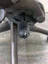 HermanMiller（ハーマンミラー）アーロンチェア 可動肘付アーロンチェア 商品画像7