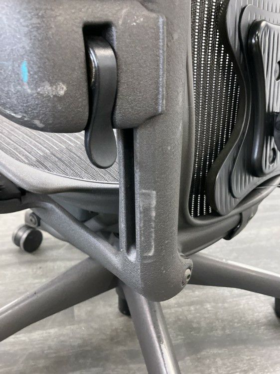 HermanMiller（ハーマンミラー）アーロンチェア 可動肘付アーロンチェア 商品画像8