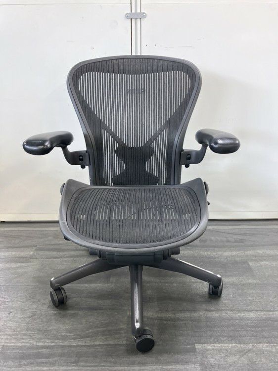 HermanMiller（ハーマンミラー）アーロンチェア 可動肘付アーロンチェア 商品画像12