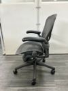 HermanMiller（ハーマンミラー）アーロンチェア 可動肘付アーロンチェア 商品画像3