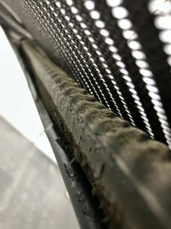 HermanMiller（ハーマンミラー）アーロンチェア 可動肘付アーロンチェア 商品画像9