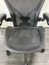 HermanMiller（ハーマンミラー）アーロンチェア 可動肘付アーロンチェア 商品画像11