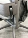 HermanMiller（ハーマンミラー）アーロンチェア 可動肘付アーロンチェア 商品画像17