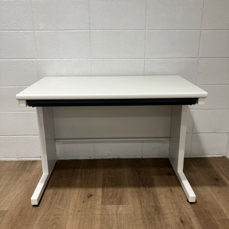 コクヨピクサ2シリーズ 1000平デスク 商品画像2