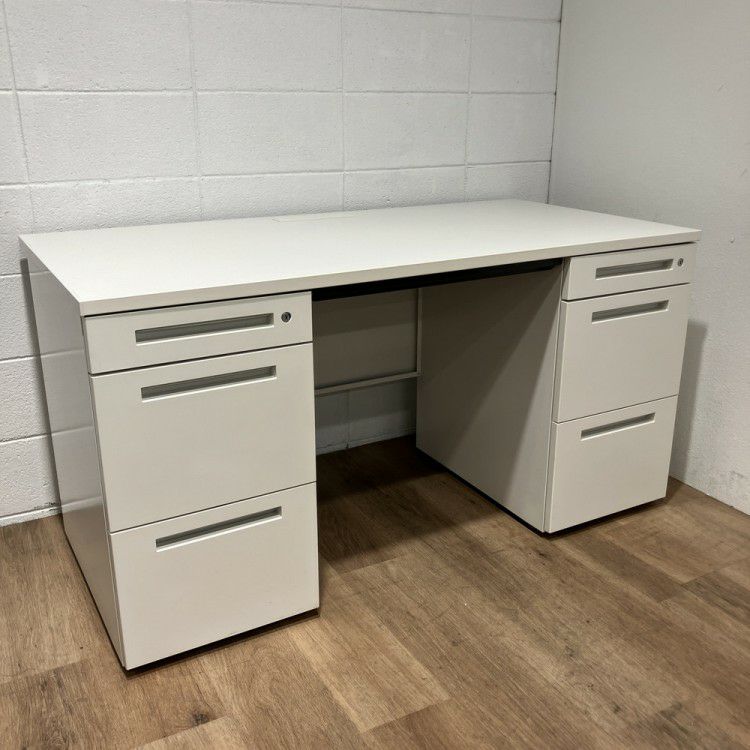 イトーキCZRシリーズ 1400両袖デスク 商品画像1