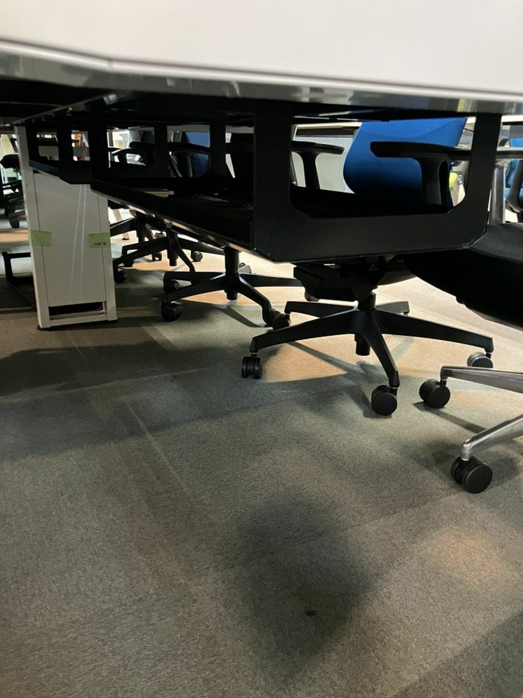 プラスパネル付き3600フリーアドレスデスク 商品画像9