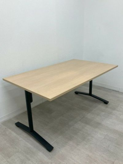 コクヨビエナ（VIENA）シリーズ 1500ミーティングテーブル 商品画像1