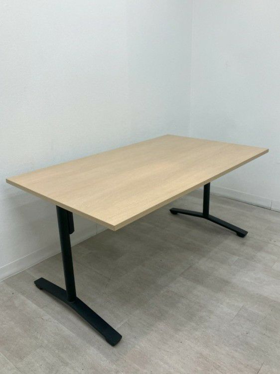 コクヨビエナ（VIENA）シリーズ 1500ミーティングテーブル 商品画像1