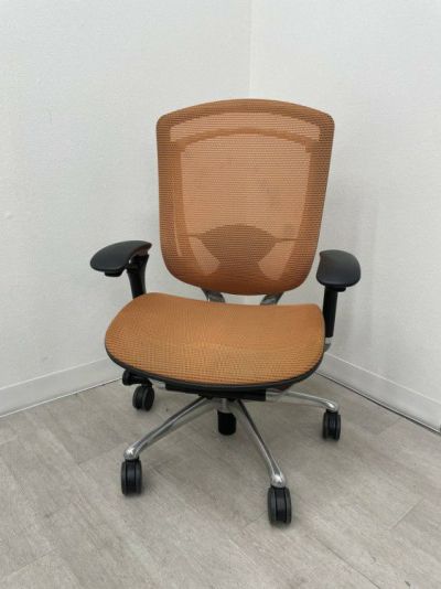 オカムラコンテッサ（Contessa）チェア 可動肘付コンテッサチェア 商品画像1